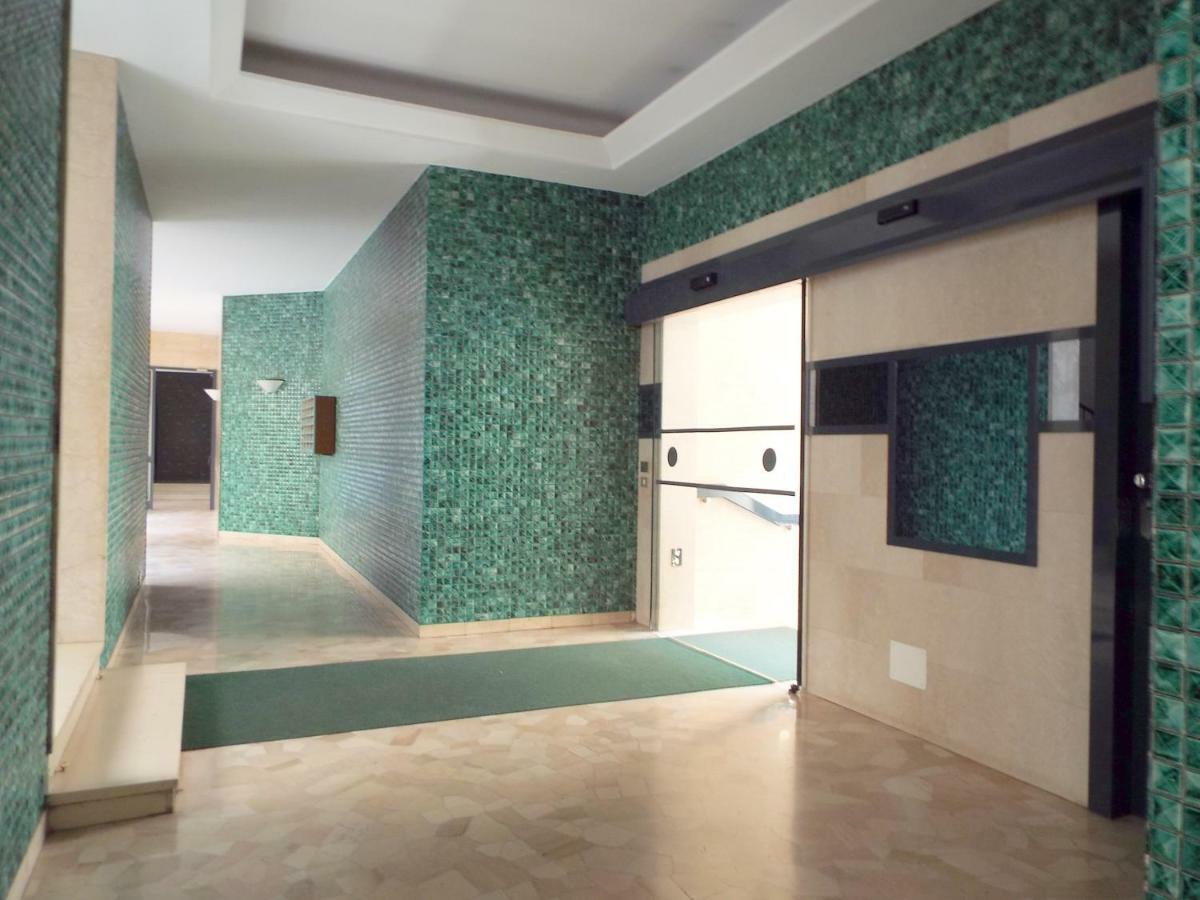 Lacaralele Apartment Milan Exterior photo